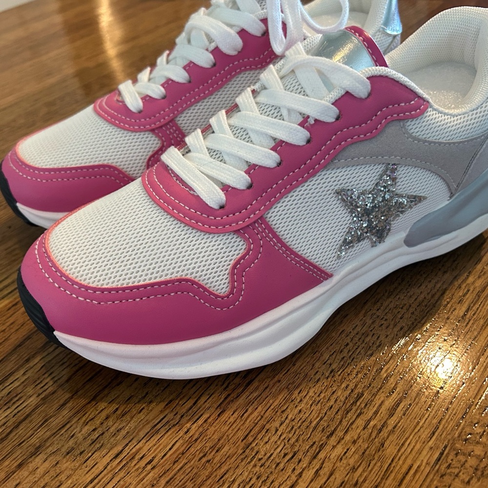 Vintage Havana Pink and White Star Sneakers